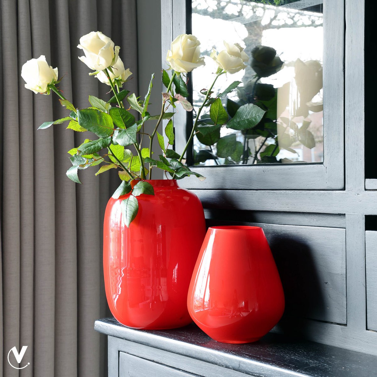 Vaas - Tasman S bright red